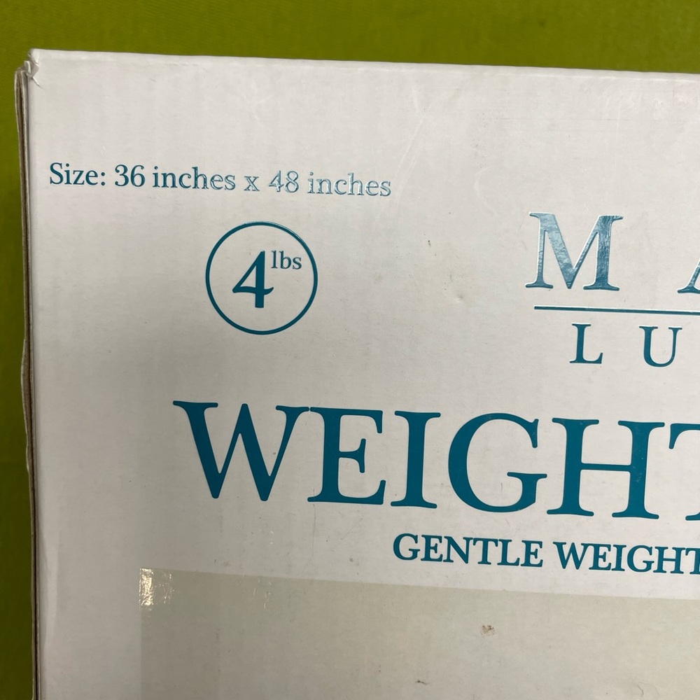 BRAND NEW KIDS 4LB WEIGHTED BLANKET - GRAY - Picture 2 of 3